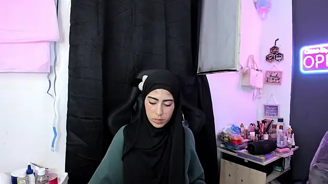 chaymae_nah_ webcam show