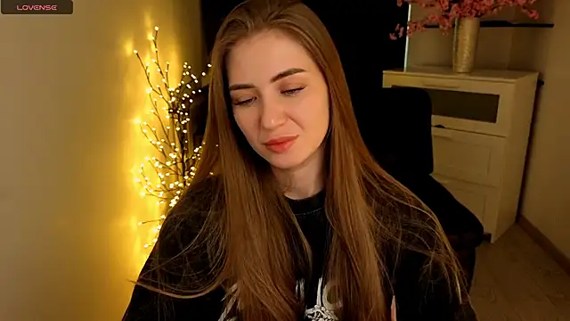 Chain_Alice live XXX chat