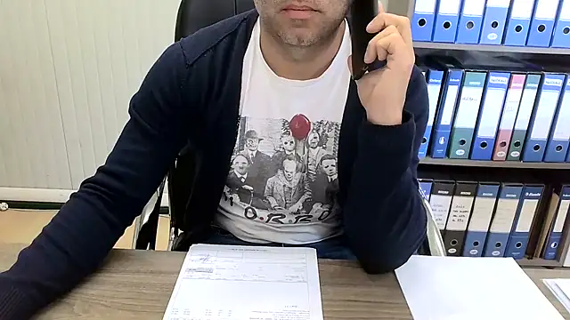 Evasioneeのウェブカメラショー