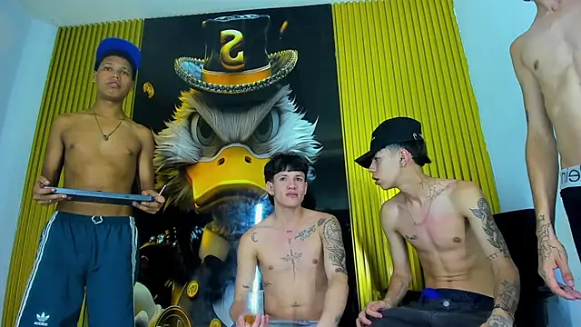 Gang_Members_xxx_ Show in webcam