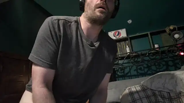 Pokazy przed kamerką – charactrzero