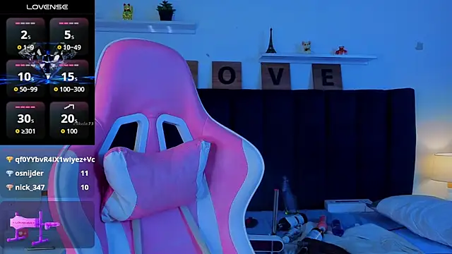 XXX chat uživo modela Issac_james_