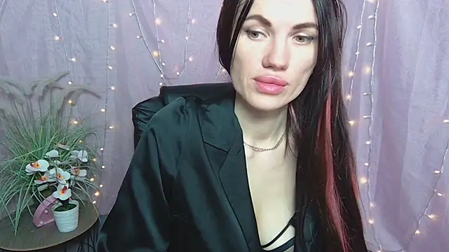 MilaLoona Obrolan Langsung XXX