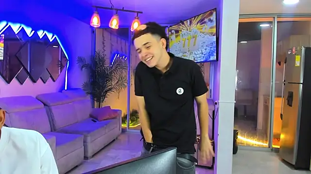 Houseofwarrios Live XXX-chat