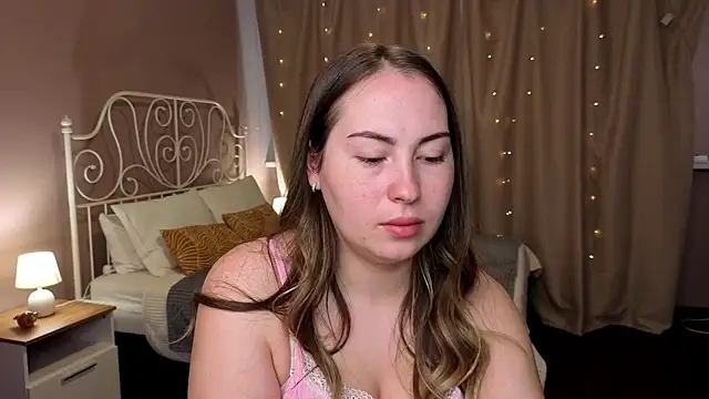 Kira_Fluffy live XXX chat