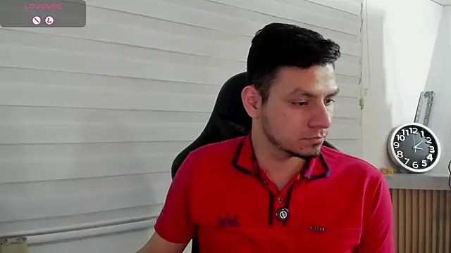 Rick_Adams Adlı Modelin Canlı XXX Sohbeti