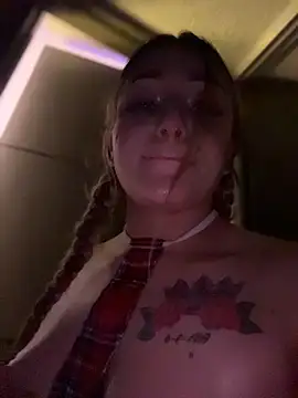 Sara_Sophia420 Chat XXX live