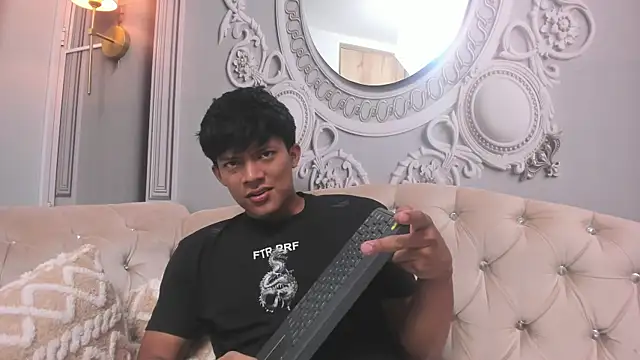 Chatroom XXX en direct de Andeuw__