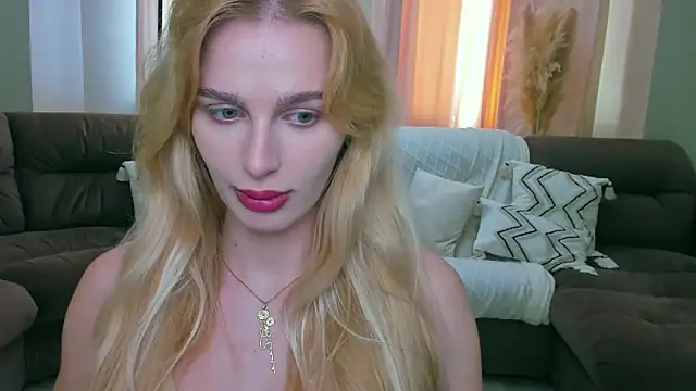 blonde__flirt live XXX chat