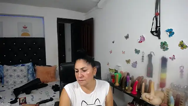 mature_bigboobs10のライブXXXチャット