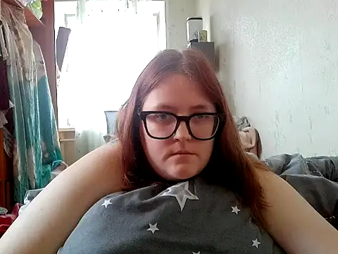 XXX chat uživo modela DesireMelissa