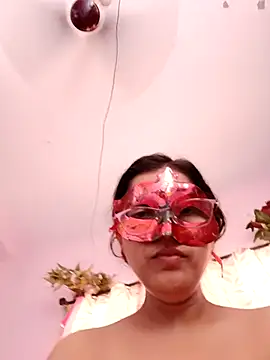 thanusi_2 webcam show