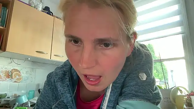 s-te-fan-i Webcamshow