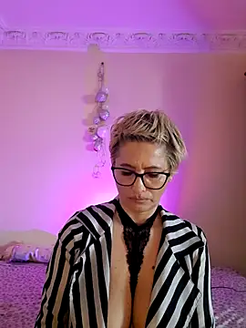 XXX chat uživo modela LunaBlaise