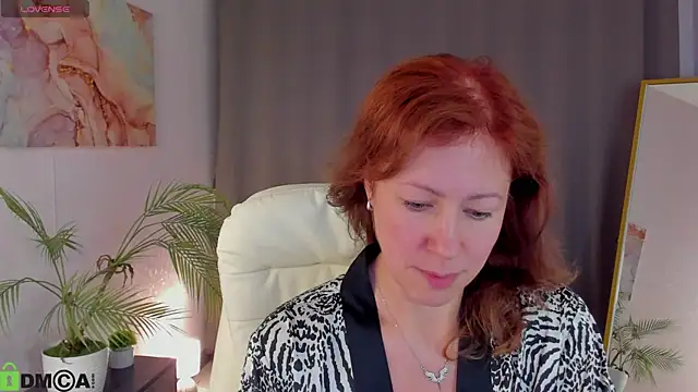 LeticiaRomano Live XXX-Chat