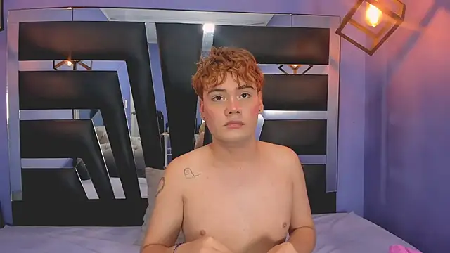 VeluniLiore webcam show