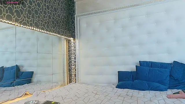 karissia webcam show