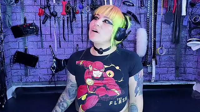 PANDORANEZZ live XXX chat