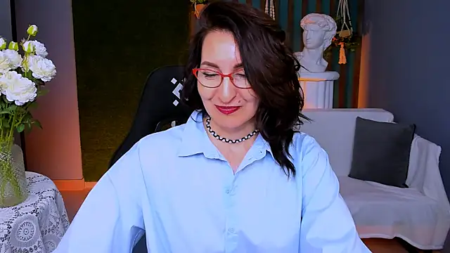 UnaTerra's Live XXX Chat