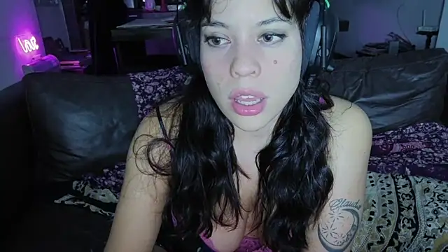 Živý XXX chat ginakatana