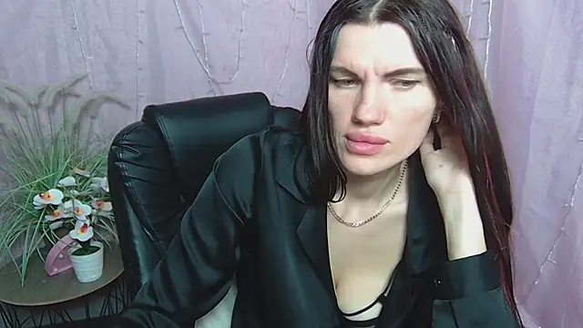 Chat XXX en directo de MilaLoona