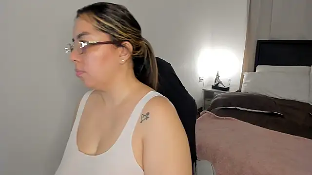 brithany_olson25's Live XXX Chat