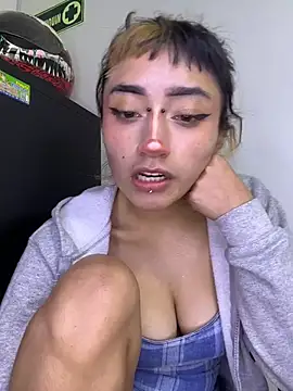 baby_akuma's Live XXX Chat