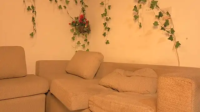 Онлайн чат XXX Bellydancerhot