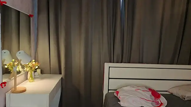 Živý XXX chat MitsuePostel