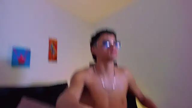 ryanlatiinn Webbikameraesitys