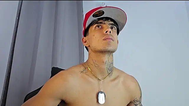 MIGUEL_AGUIRRECA webcam show