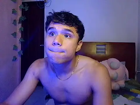 CreamKingg live XXX chat