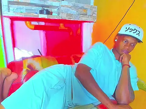 Pokazy przed kamerką – guerreros_aunstin