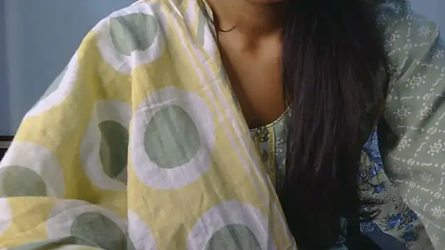 Živý XXX chat Aarti_misty71