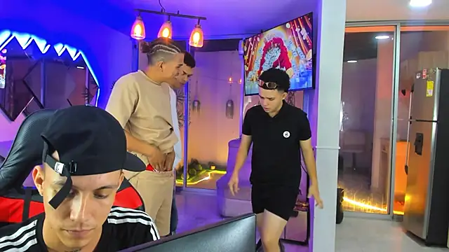 دردشة Houseofwarrios الجنسية المباشرة