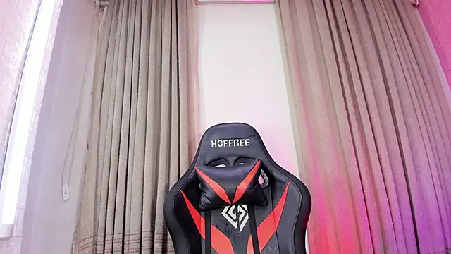 Show modela Engel_boss na web-kameri