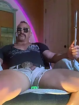 Pokazy przed kamerką – daddydonkey84