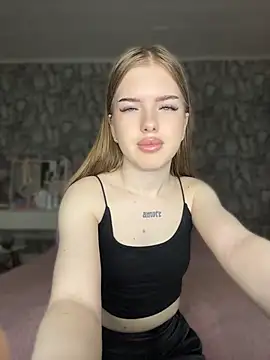 KayShaw Live XXX Chat