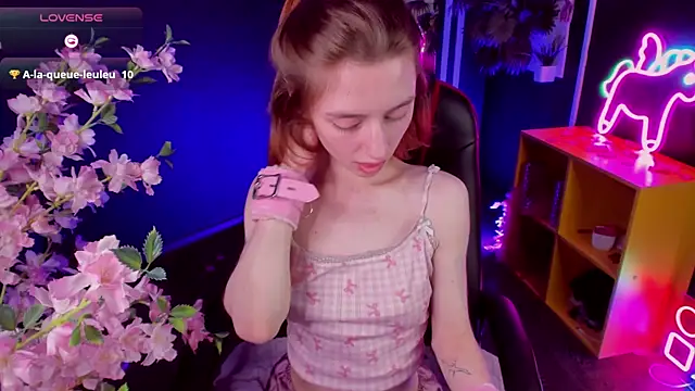 Pretty_Victoria Live XXX-Chat