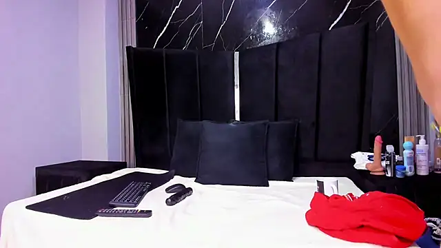 queenstarhy 라이브 XXX 채팅