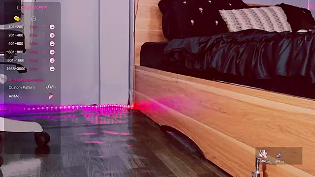 NinaSinのライブXXXチャット