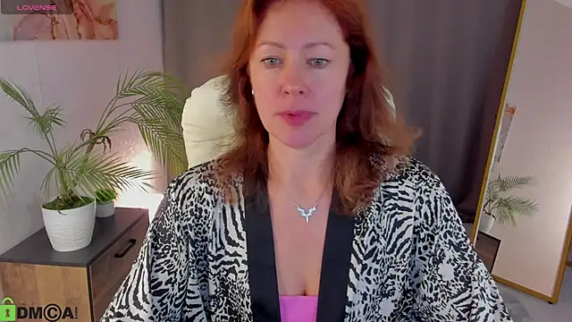 LeticiaRomano Live XXX-chat