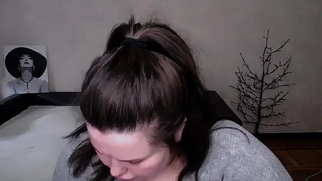 Emily_Mon Live XXX chat