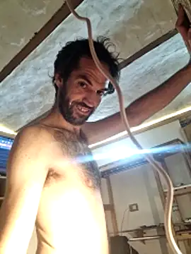 Overload86High 在線直播表演