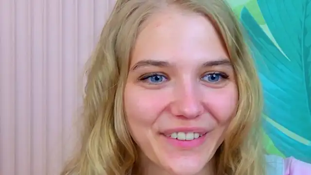 4example_Chloen Live XXX chat