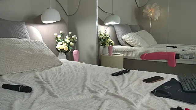 Nicole_Space Live XXX-chat