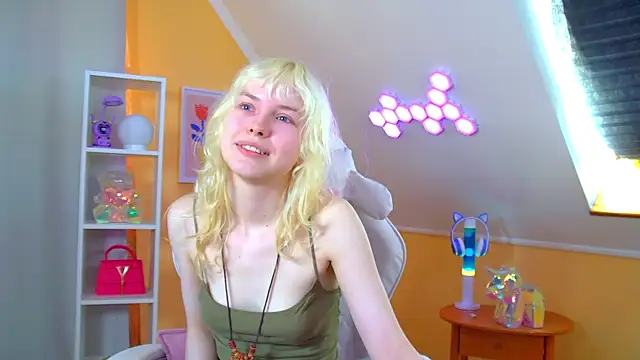 HannahHollis' Live XXX Chat