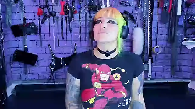 Czat XXX na żywo – PANDORANEZZ