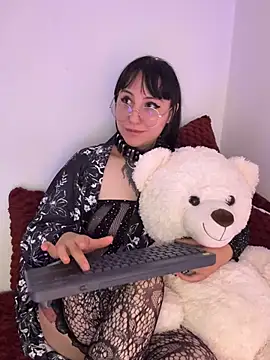 Chatroom XXX en direct de Ravenna666_