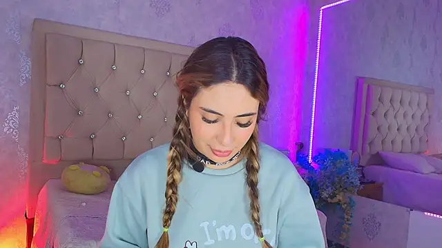 Chatroom XXX en direct de nini_love01